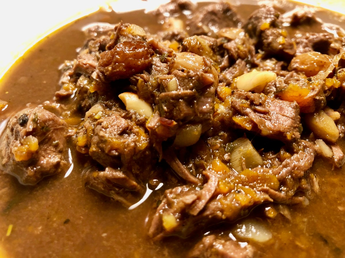 Toskanisches Wildschweingulasch