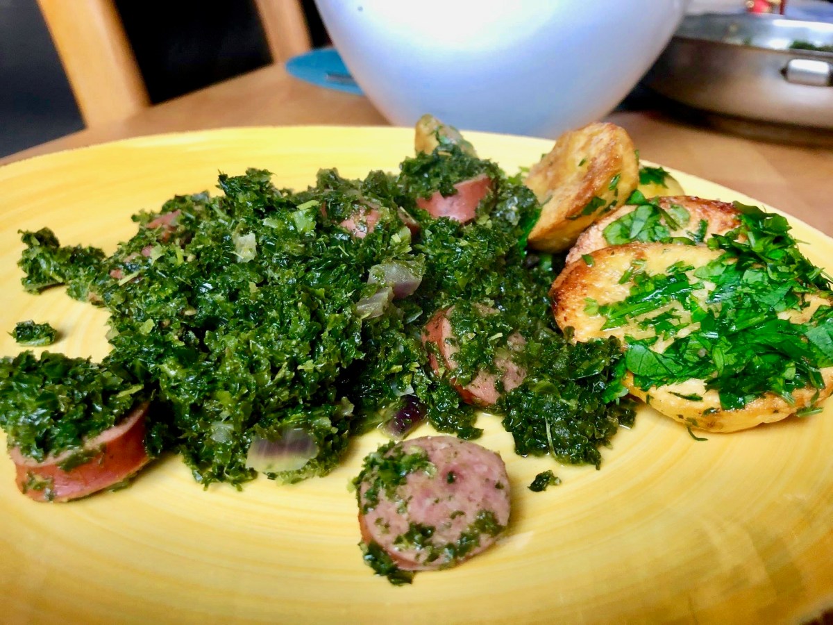 Grünkohl mit Wildschweinkrakauern